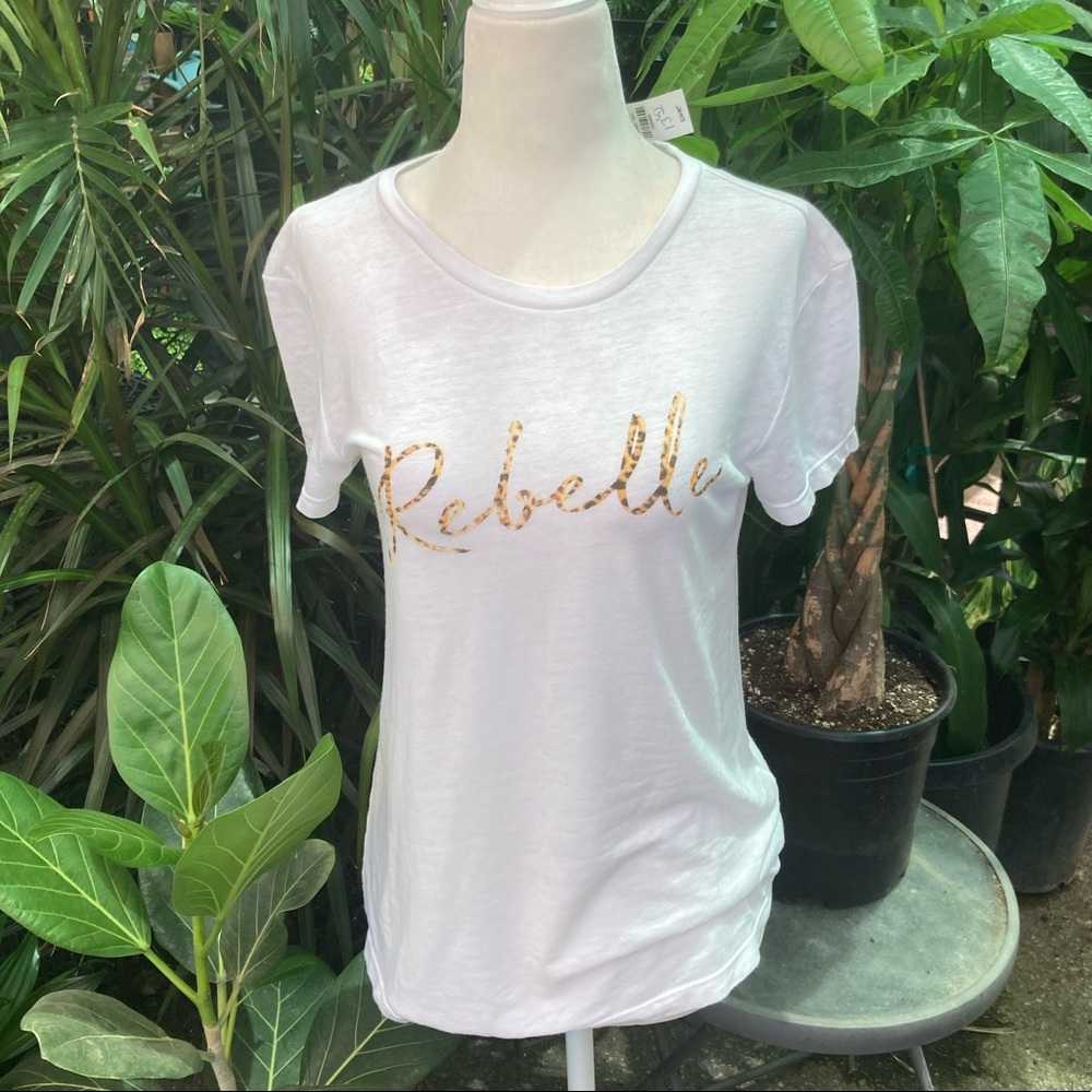 EXPRESS New White Express T-shirt “Rebelle”